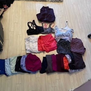 HUGE LULULEMON LOT